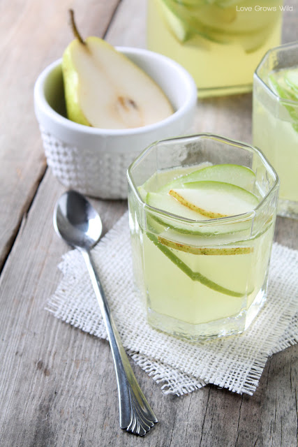 Apple and Pear White Sangria 5 - Rainier Fruit