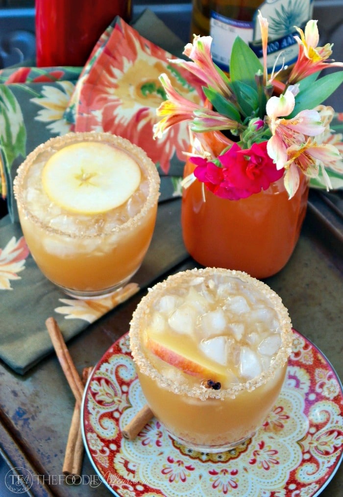 Mix It Up This Fall - 6 Apple Cocktails You’ve Gotta Try - Rainier Fruit