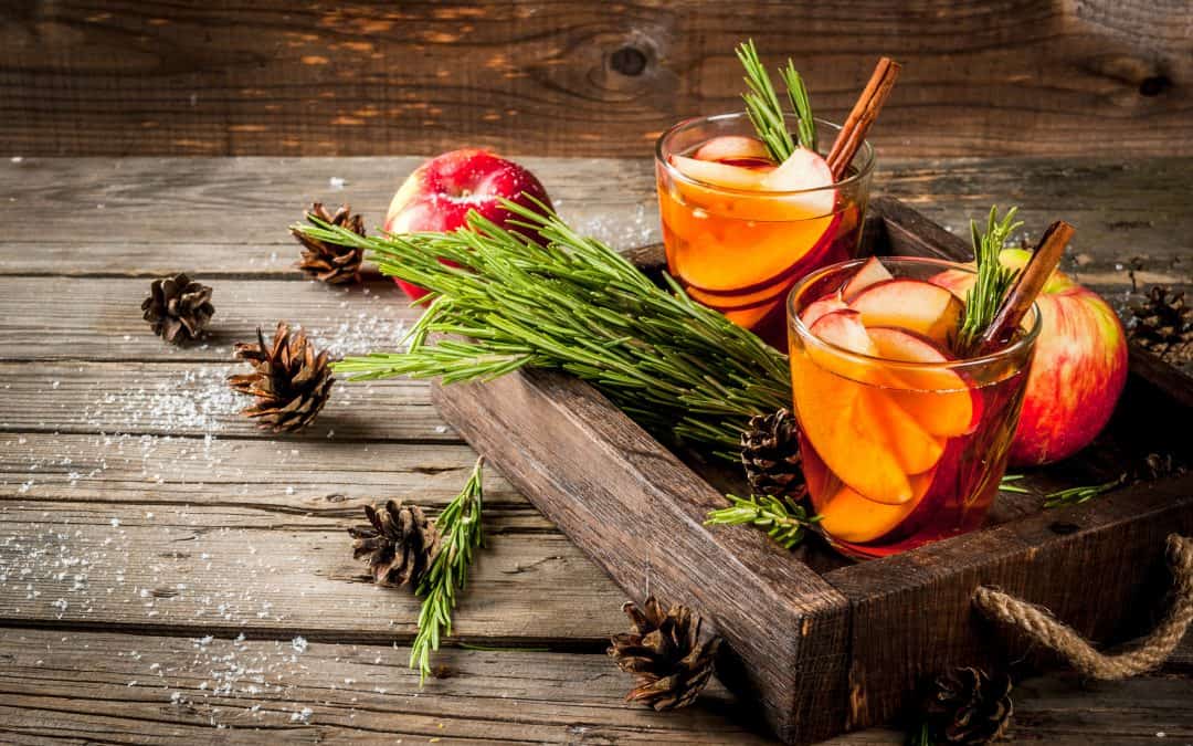 Mix It Up This Fall – 6 Apple Cocktails You’ve Gotta Try